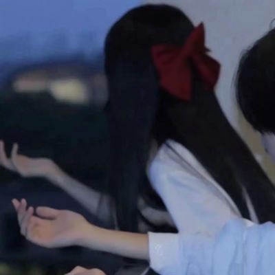 高清一对两张微信情侣头像图片大全(共18张)