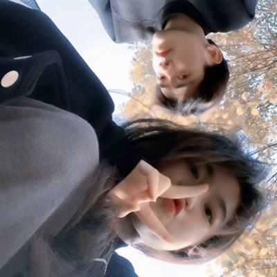 高清一对两张微信情侣头像图片大全(共18张)