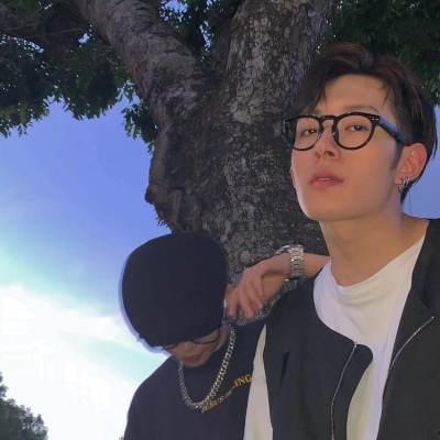 气质男头像高清正脸(精选24张)