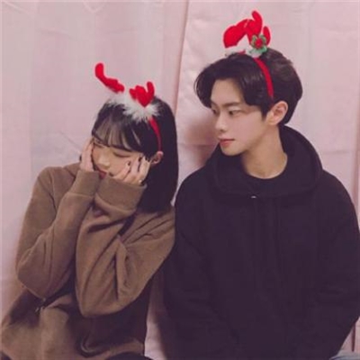 微信情侣一人一张头像一男一女(优选20张)