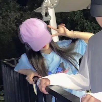 很罕见又很好看的情头一人一张(共24张)