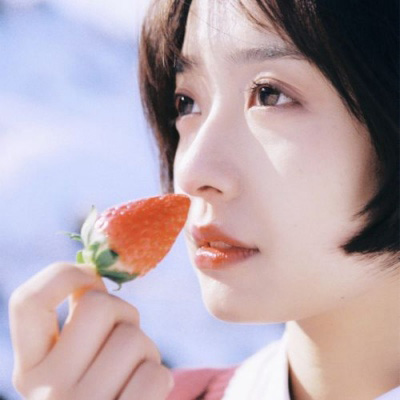 2023气质女头像高清图片(共22张)