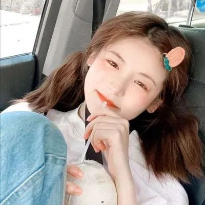 清纯气质女头像图片(24张)