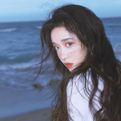 2023文艺女青年头像图片(24张)