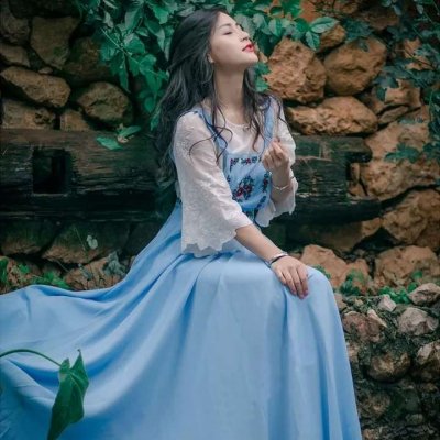 可爱意境小清新的qq女生头像图片(共24张)