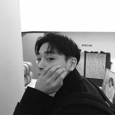 2023干净阳光的男生头像(22张)