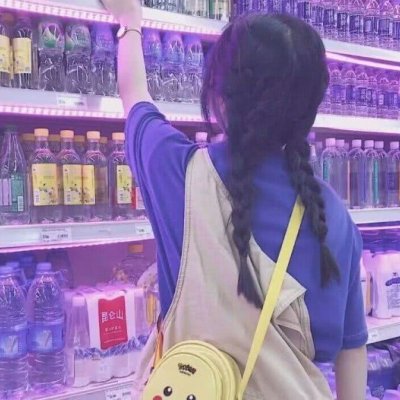 紫色系霸气女头像图片(精选24张)